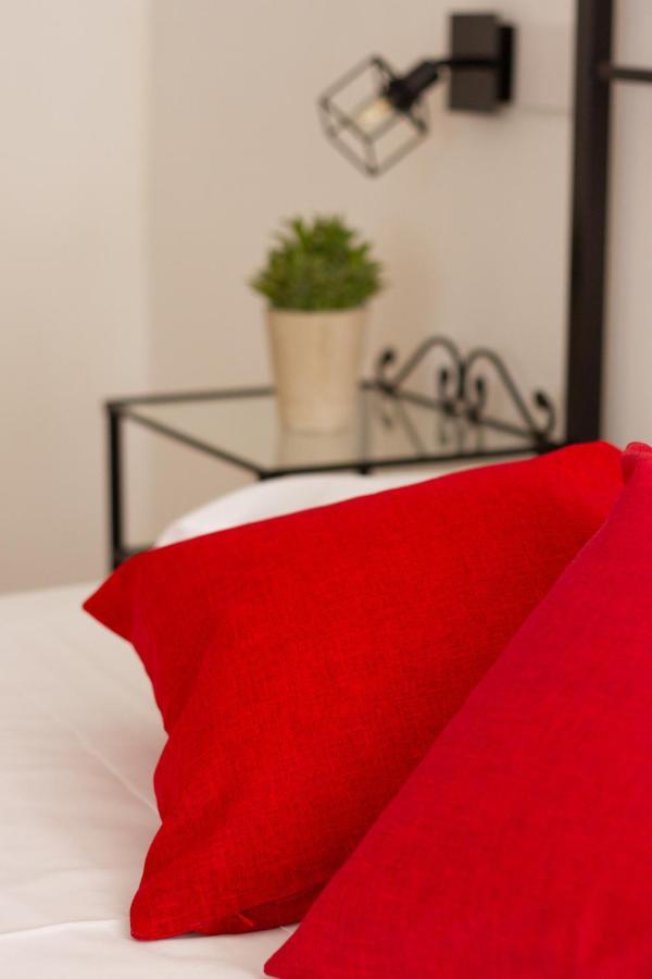 Suite Garibaldi - Smart Holiday Mantova Eksteriør billede